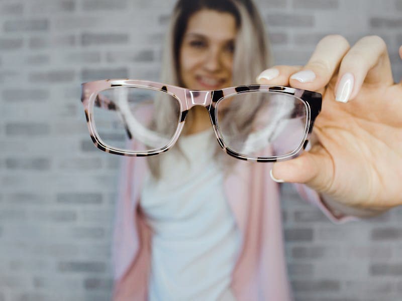 Contact Lenses & Glasses